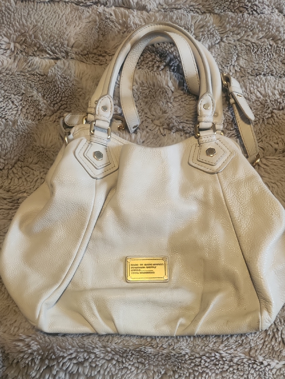 Marc Jacobs Cream Leather Shoulder Bag with Gold Hardware